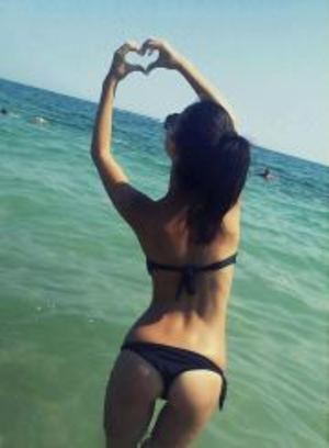 Kiara from Arkansas is interested in nsa sex with a nice, young man
