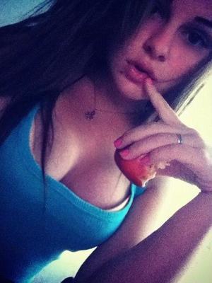 Finding a fuck buddy like Yaretzi from Alberta has never been easier