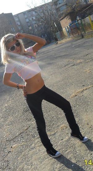 Finding a fuck buddy like Amelie from Quebec has never been easier