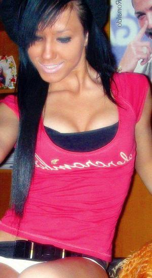 Meet local singles like Alana from Illinois who want to fuck tonight