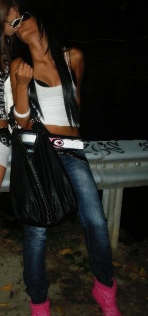Cheaters like Ayanna from Ontario are looking for you