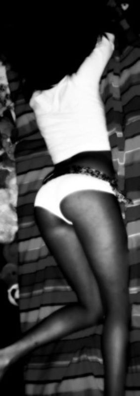 Yvette from California is looking for adult webcam chat