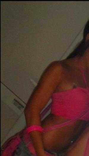 Kelsey from Hawaii is looking for adult webcam chat