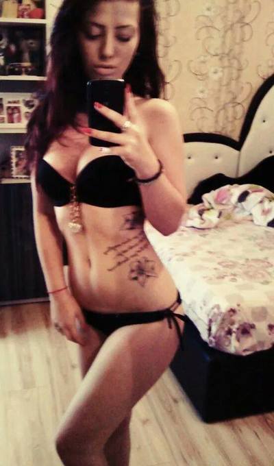 Suellen from Vermont is looking for adult webcam chat