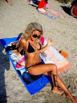 Candida from Virginia is looking for adult webcam chat