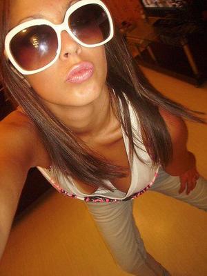 Halle is a cheater looking for a guy like you!