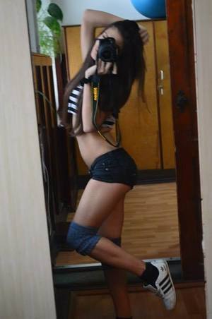 Holly from Kentucky is interested in nsa sex with a nice, young man