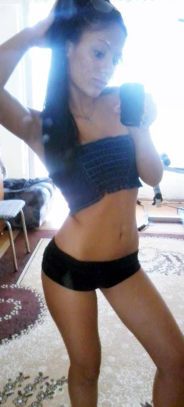 Looking for local cheaters? Take Leslie from Missouri home with you