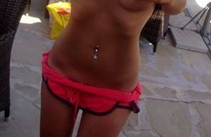 Looking for local cheaters? Take Emma from West Virginia home with you